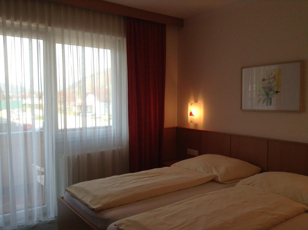 Bed and Breakfast Leonsteinerhof Exterior foto